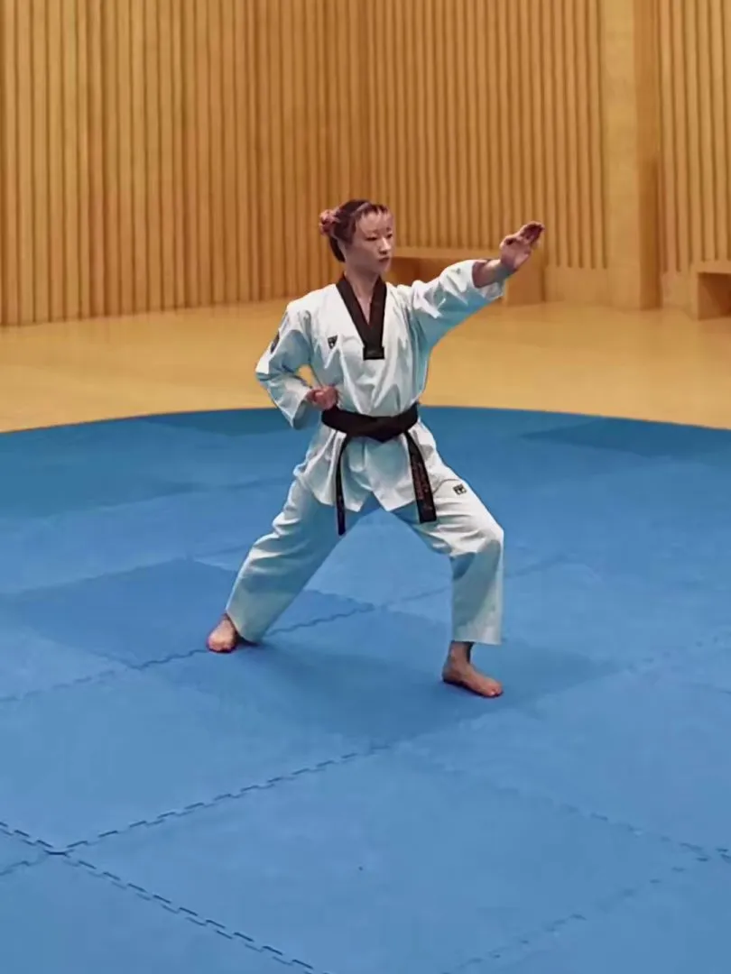 Batangson-teok-chigi, Palmheel Jaw Strike