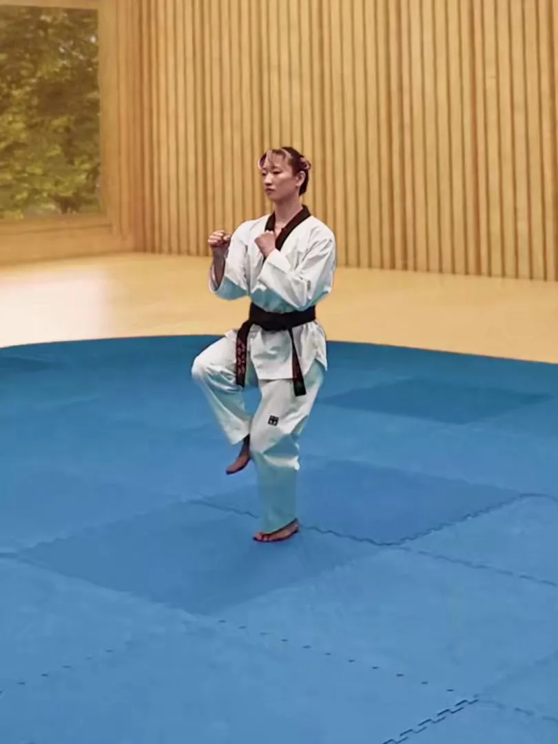 Hakdari-seogi, Crane Stance