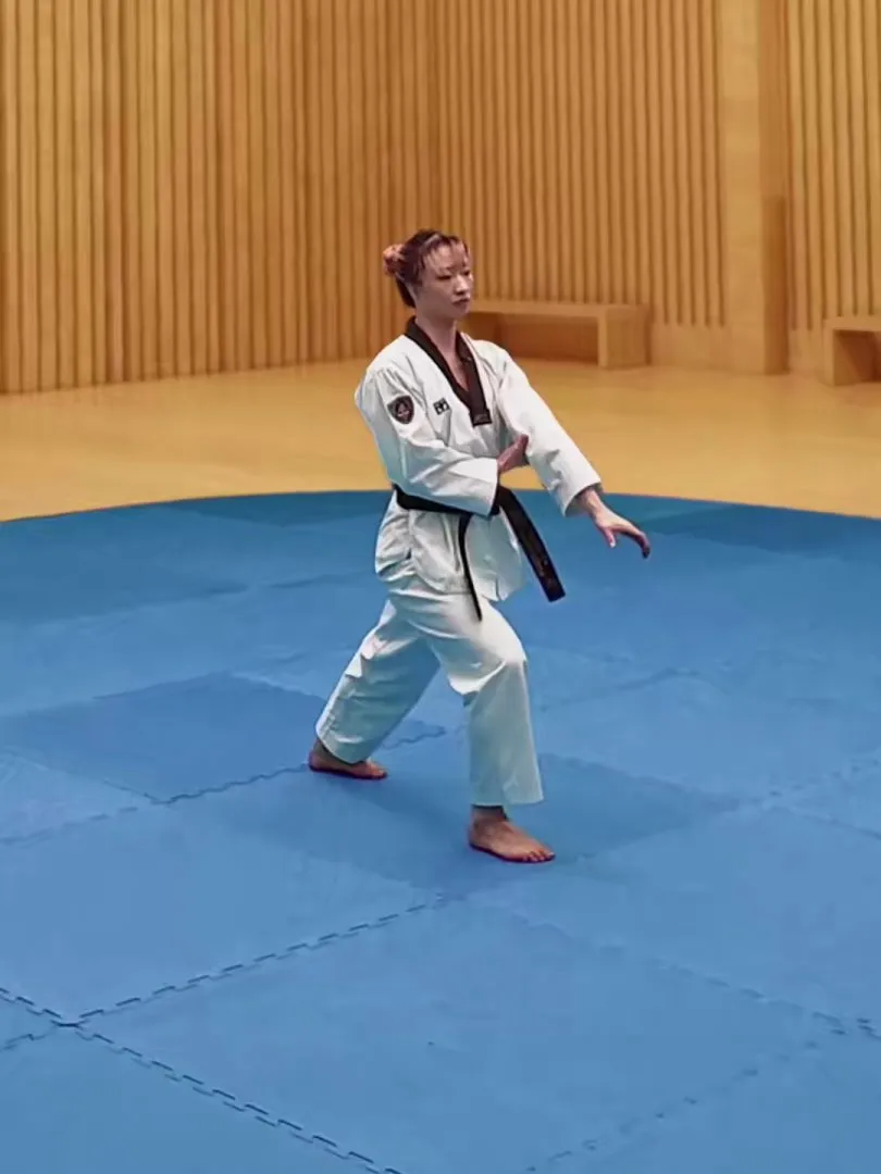 Mureup-kkeokgi, Knee Break
