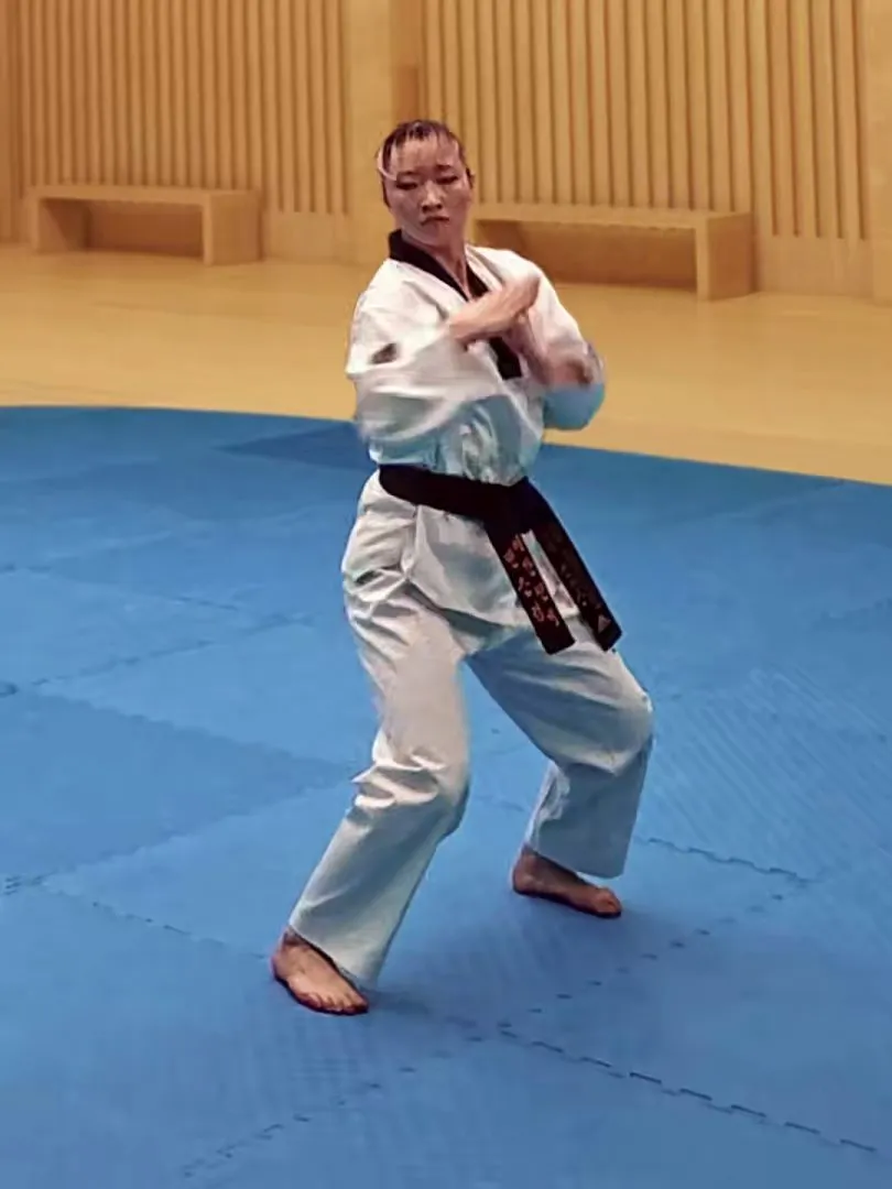 Sonnal-makgi, Knifehand Block