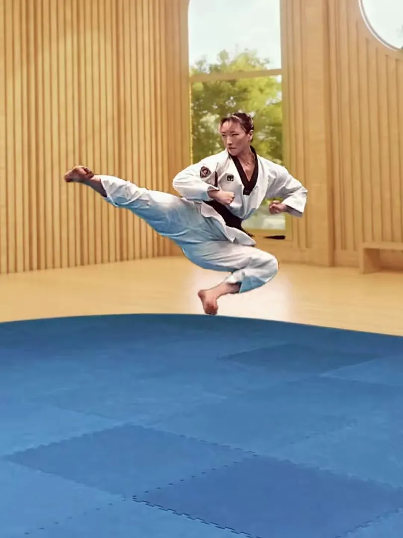 Ttwieo-yeop-chagi, Jumping Side Kick