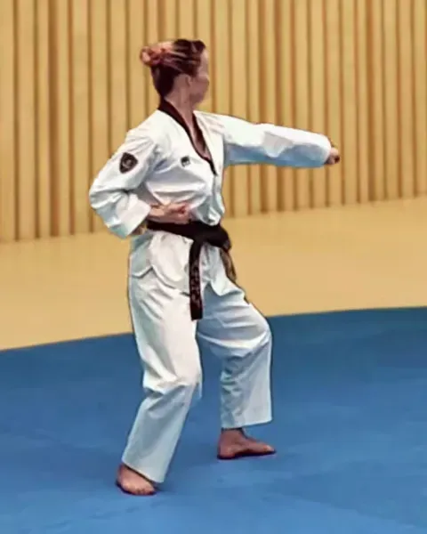 Momtong-yeop-jireugi, Side Punch