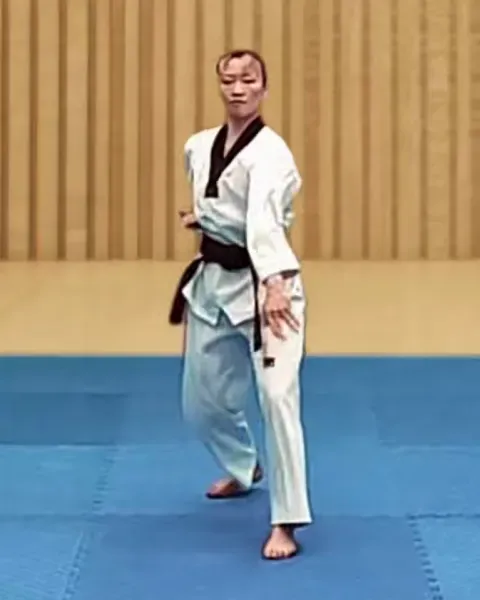 Sonnal-arae-makgi, Low Knifehand Block