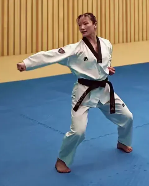 Momtong-yeop-jireugi, Side Punch