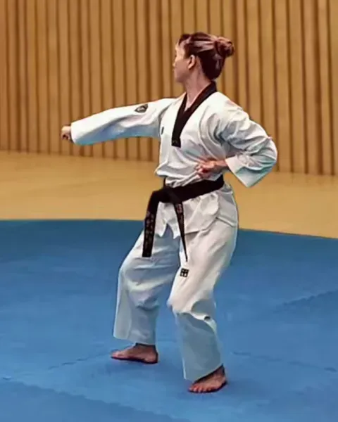 Momtong-yeop-jireugi, Side Punch